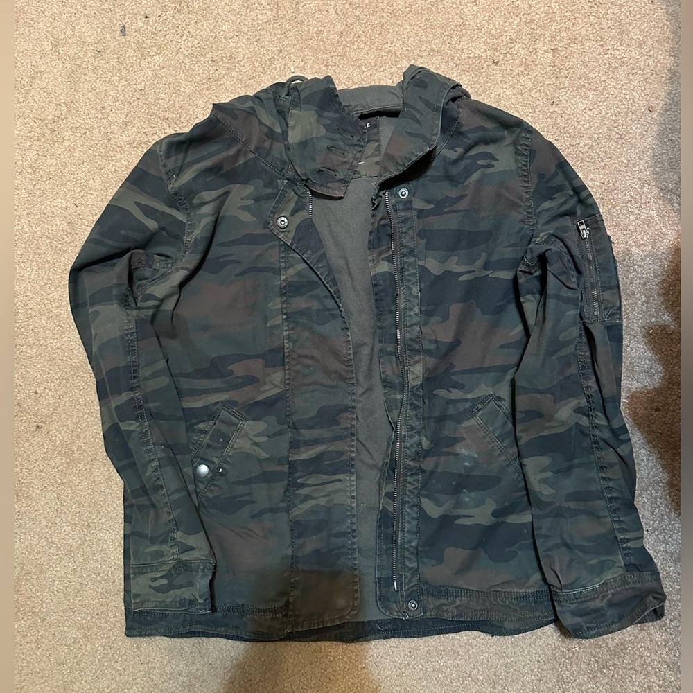 American Eagle camo cargo jacket